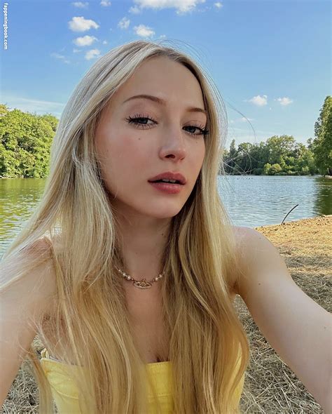 sophia diamond gifs|Sophia Diamond GIF by Dal3y H. .